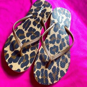 Women’s sandals